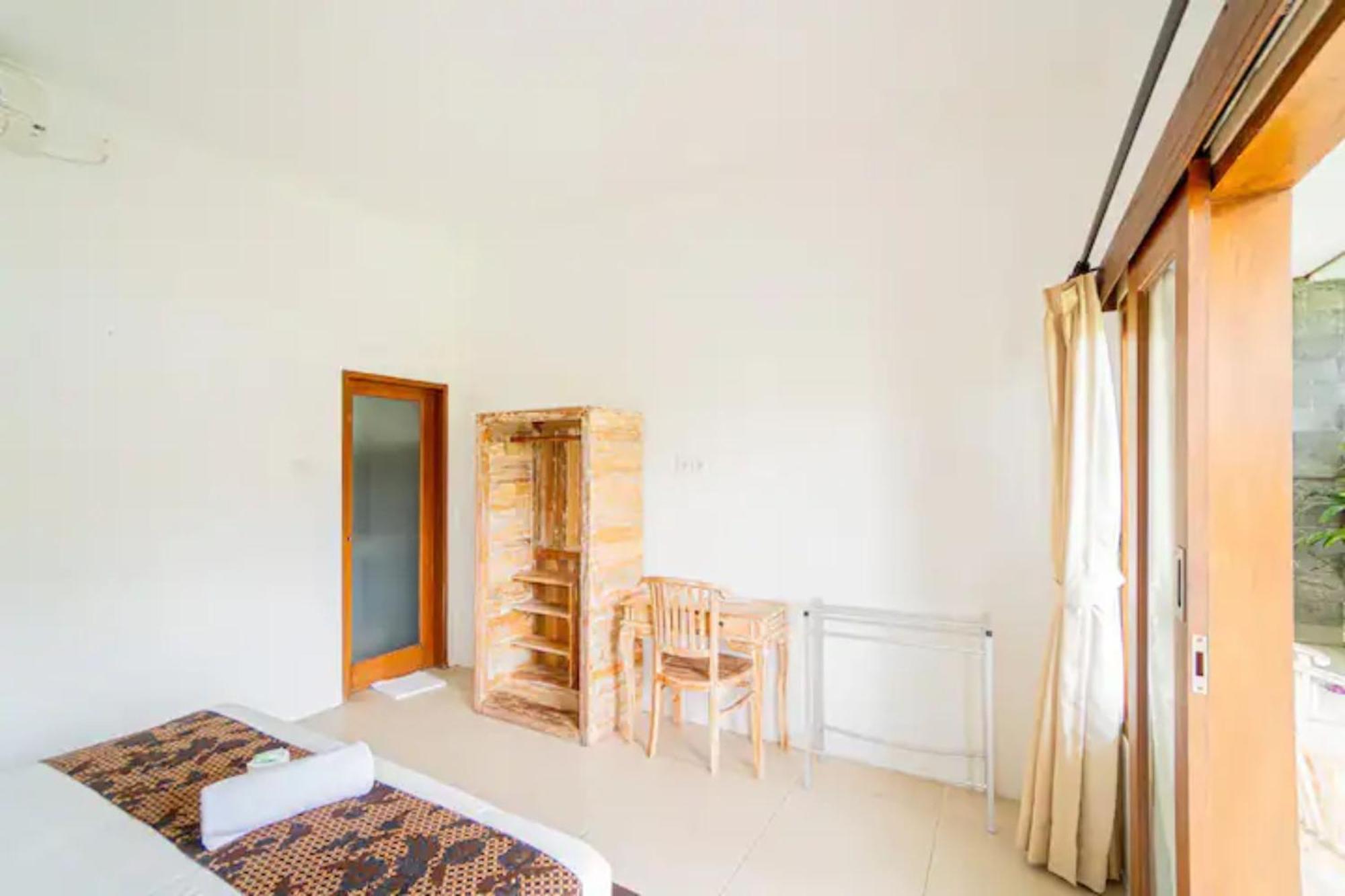 Pondok Lulik Homestay Canggu Exterior photo